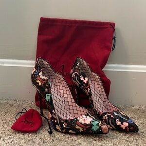 Christian Louboutin heels 👠 unique pattern. 37.5. Never worn, new with tags.